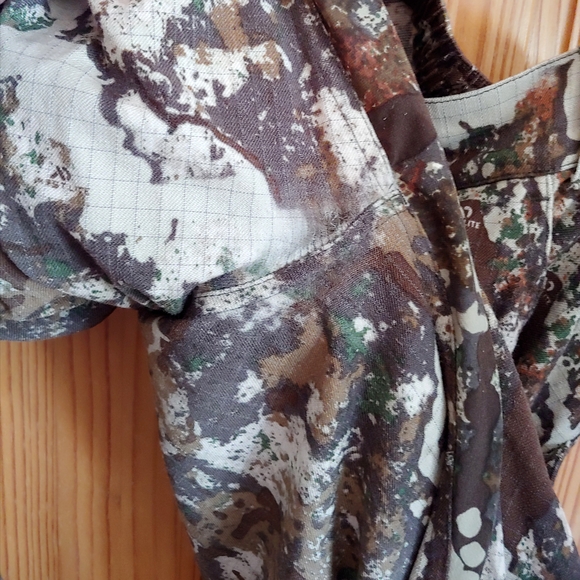 First Lite Men's Wool Camouflage Hunting Pants With Suspenders - Picture 5 of 10